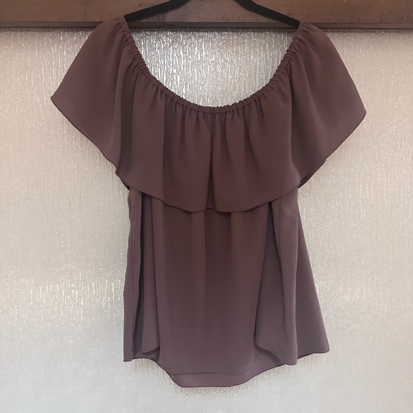 Wilfred off the shoulder top - Picture 4 of 5